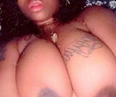 🔥 Sizzling Facetime Shows - Watch Me Squirt! 💦🍑😘 - Image 3