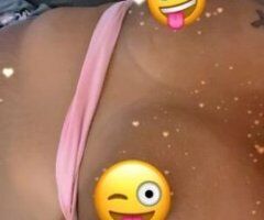 🔥 Unleash Your Desires with This Short-Haired Vixen 💦💋 - Image 3