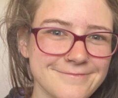 Chill Vibes & Hot Times Await! 💦🔥😘