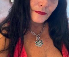 Facial Frenzy Awaiting You! 💦🍑🔥 - Image 2