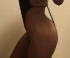 Your Petite Paradise Awaits 🍑💦🔥