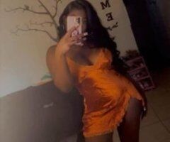 💦 Ready to Netflix & Chill? Let's Get Cozy! 💋🔥 - Image 3