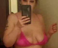 🔥 Tempting KELSEY LEE near the airport 💋💦 Ready to captivate you! 🍑 - Image 9