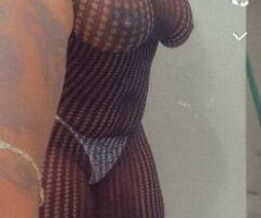 🔥 Meet Your Dream Girl: Sexy Raven 💋🍑✨