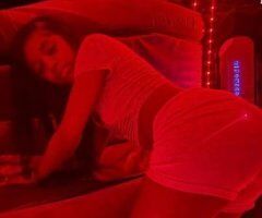 🔥 Petite Seductress Ready to Please! 💋 Outcalls & More! 🍑