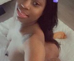 🍑 Eve's Sensational Comeback 💋✨ Ready to Pamper You! 💦😘 - Image 4