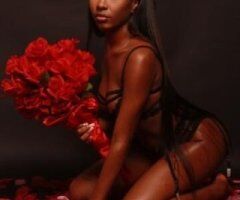 24/7 Temptation Awaits 💋🔥 Come Play with Me! 💦😘 - Image 6