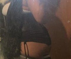 🔥 Dive into My Sweet Curves & Let's Play! 🍑💋💦 - Image 4