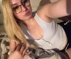 Your Dreamy Snow Bunny 😘💦🍑🔥 - Image 3