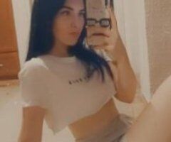 🔥 My Tight Pussy Craves a Hard Dick 💦🍑💋