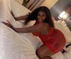 SQUIRTING Nympho Ready to Play 💦🍑🔥 Let’s Test My Limits! 😘 - Image 12