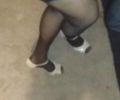 🔥 Satisfy Your Saturday Cravings with Blue! 💙💋 - Image 3