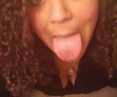 Nothing But Neck™ 😮👅😁 6/05 OUTCALLS ONLY - 34
