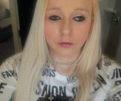 MS. CHAMPAGNE MOET 🥂 IS BACK WITH NEGOTIABLE PRICES!! CANT WAIT TO MAKE YOU CUM!! PICK ME!!! ME - 32