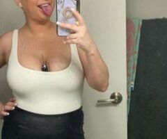Quinn Waters adult star
