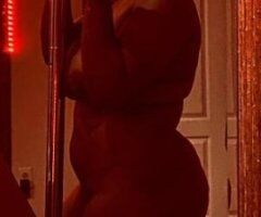 Bored and lonely baby can you help me........😩🥺❤