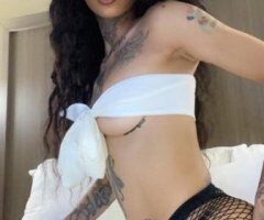 ONE NIGHT ONLY CUM INDULDGE WITH 2 GIRLS