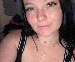 beautiful young milf 😝 - 4