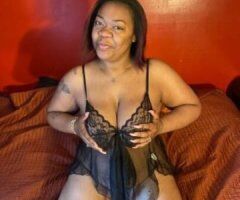 hey fellas come dive in my ocean thats if you can swim 💦💦 if you looking to have a good time give me a call 😘😘 - 4