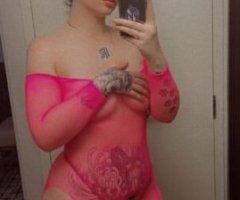 Incall and Outcall Specials!! Text for my Content and FT Menu