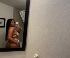 Juicy Booty Latina and black - 2