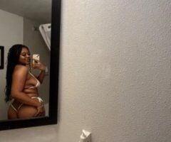Juicy Booty Latina and black - 5