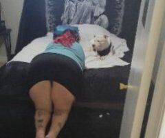 Anal Queen looking to get down - 5