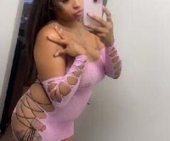 Hottie W The Body 😍 Come Play 😝😊 NEW IN TOWNN 😜