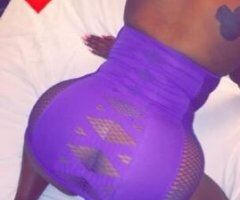 🪄NEW IN TOWN✨ Cum get some super wet sloppy head from this sexy ebony pornstar 💦🍆 QV SPECIAL’S that’ll blow your mind and your load 🤯
