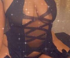 Start your weekend right 💎💎 text me now 💎 hottie with a body