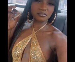 Outcalls with a CHOCOLATE MAMACITA. LOVES TO PLEASE 🥰😋💦💦
