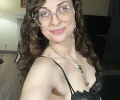 Best hands in the city!! Find out for yourself ~SexySophia 💋