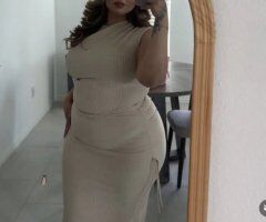 BEAUTIFUL FACE & A THICK WAIST 🤭l +1 616-404-2642 - 2